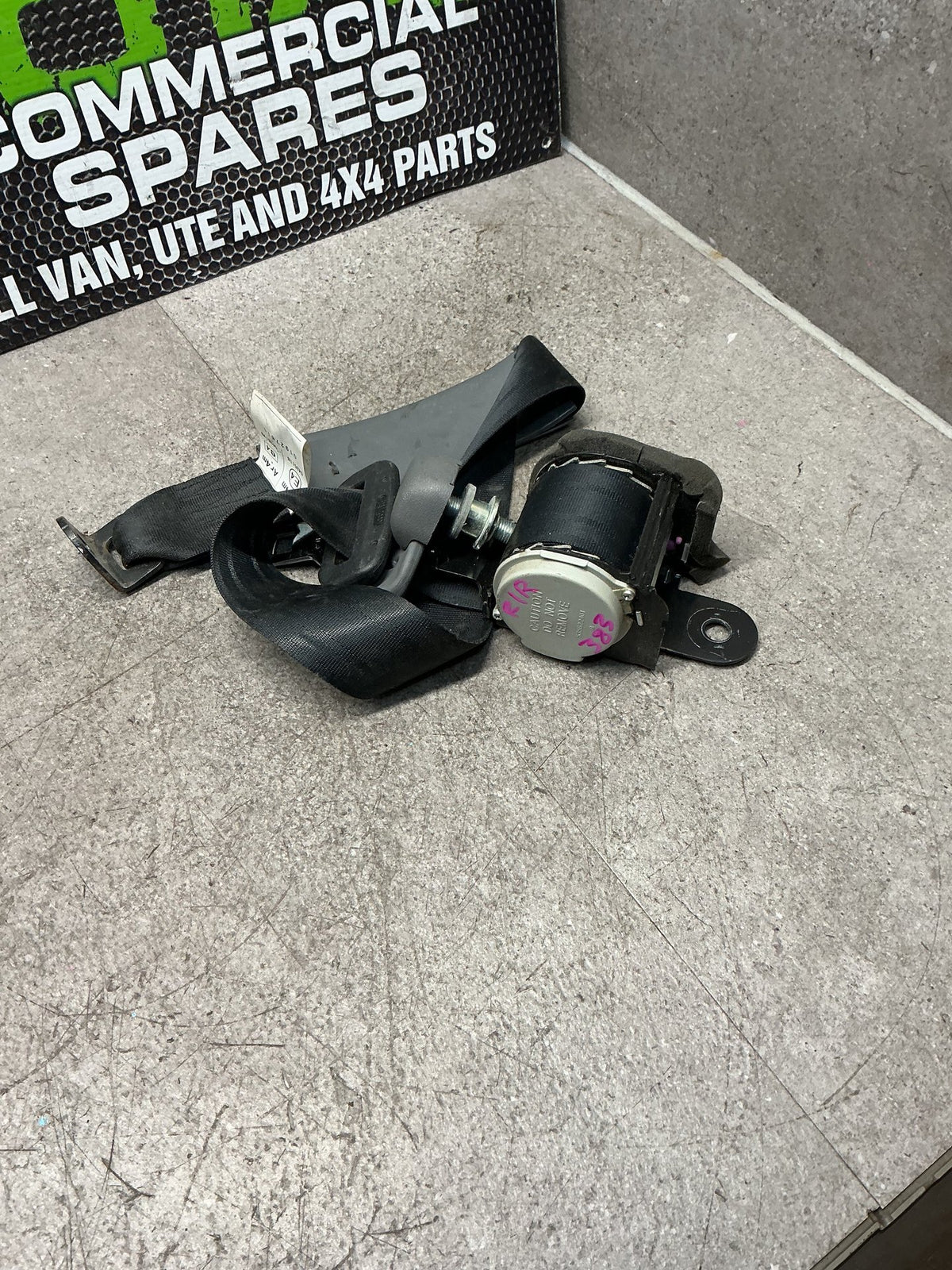 2010 Ford Ranger- Right Rear Seat belt- (TAG15220)
