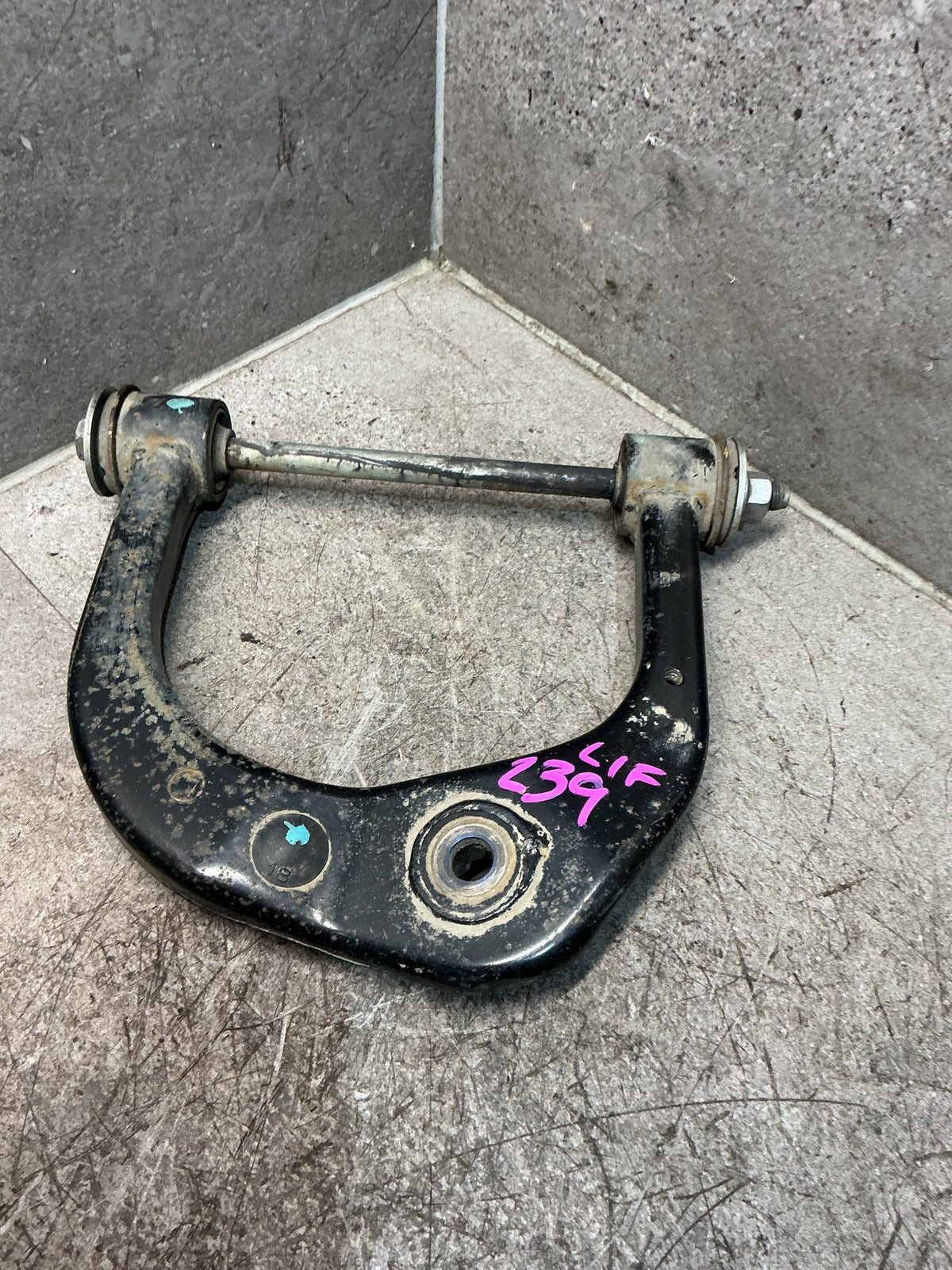 1996-2000 Toyota Land Cruiser J90 - Left Front Upper Control Arm - (TAG18013)