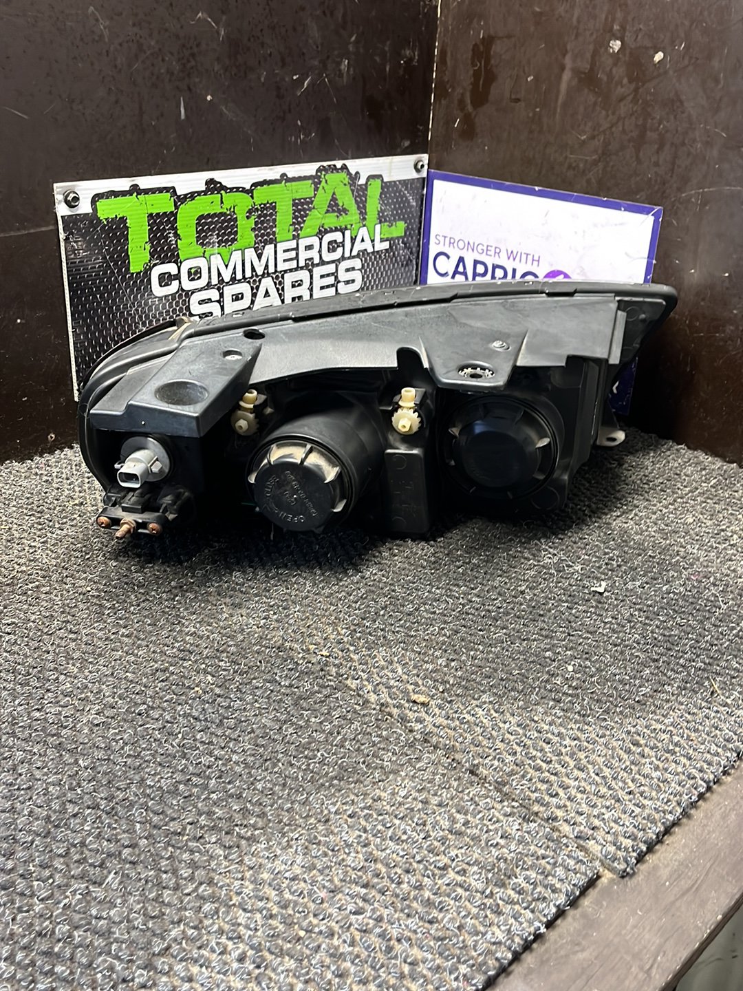 2014 Holden Captiva 7- Left Headlight- (TAG9022)