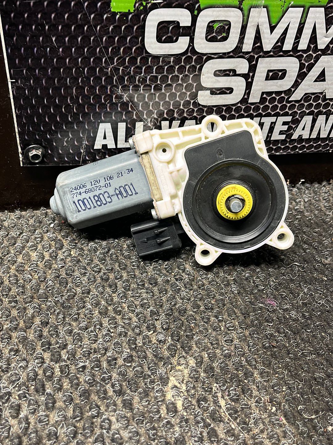 2007-2010 Dodge Nitro KA- Right Front Window Reg Motor- (TAG9505)