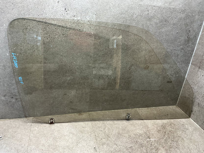 1992-2004 Toyota Hiace H100 - Right Front Door Glass - (TAG19015)