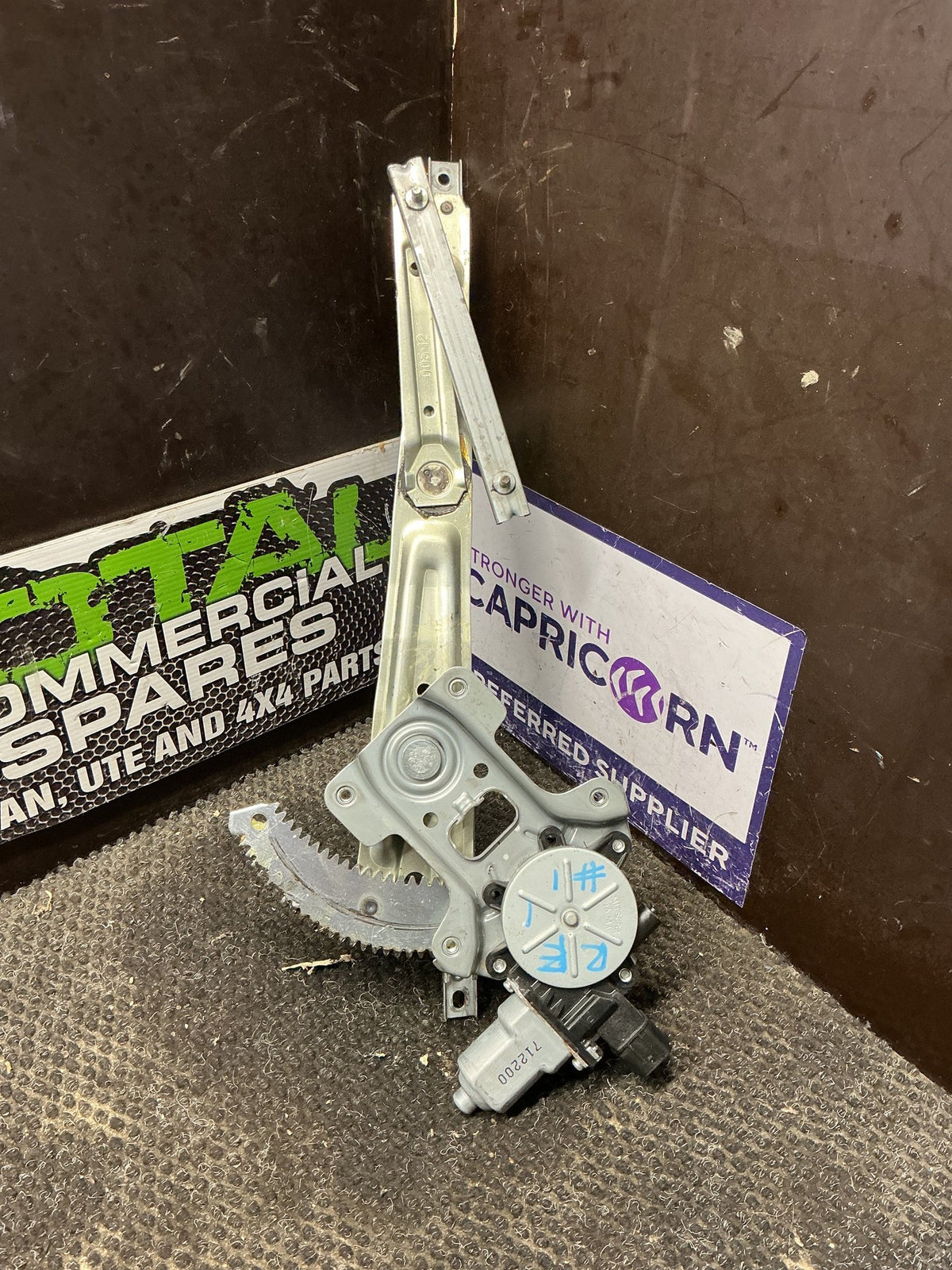 2005-2012 Mitsubishi Outlander II CW*W- Right Front Window Regulator/Motor- (TAG11581)