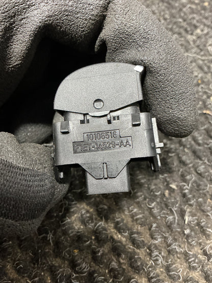 2014-2016 Ford Kuga II TF- Left Rear Window Switch- (TAG11644)