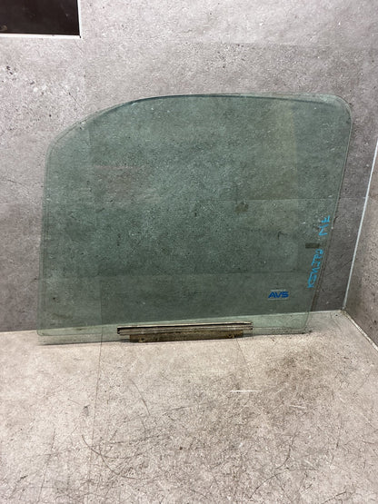 1997-2005 Toyota Hilux KZN165 - Left Front Door Glass - (TAG19073)