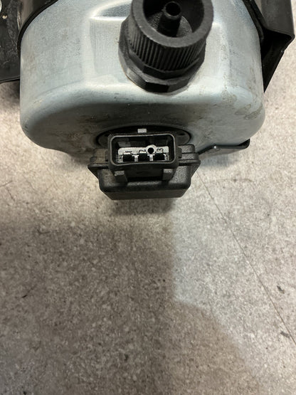 2011 Nissan Caravan VWE25- Fuel Filter Housing- (TAG12364)