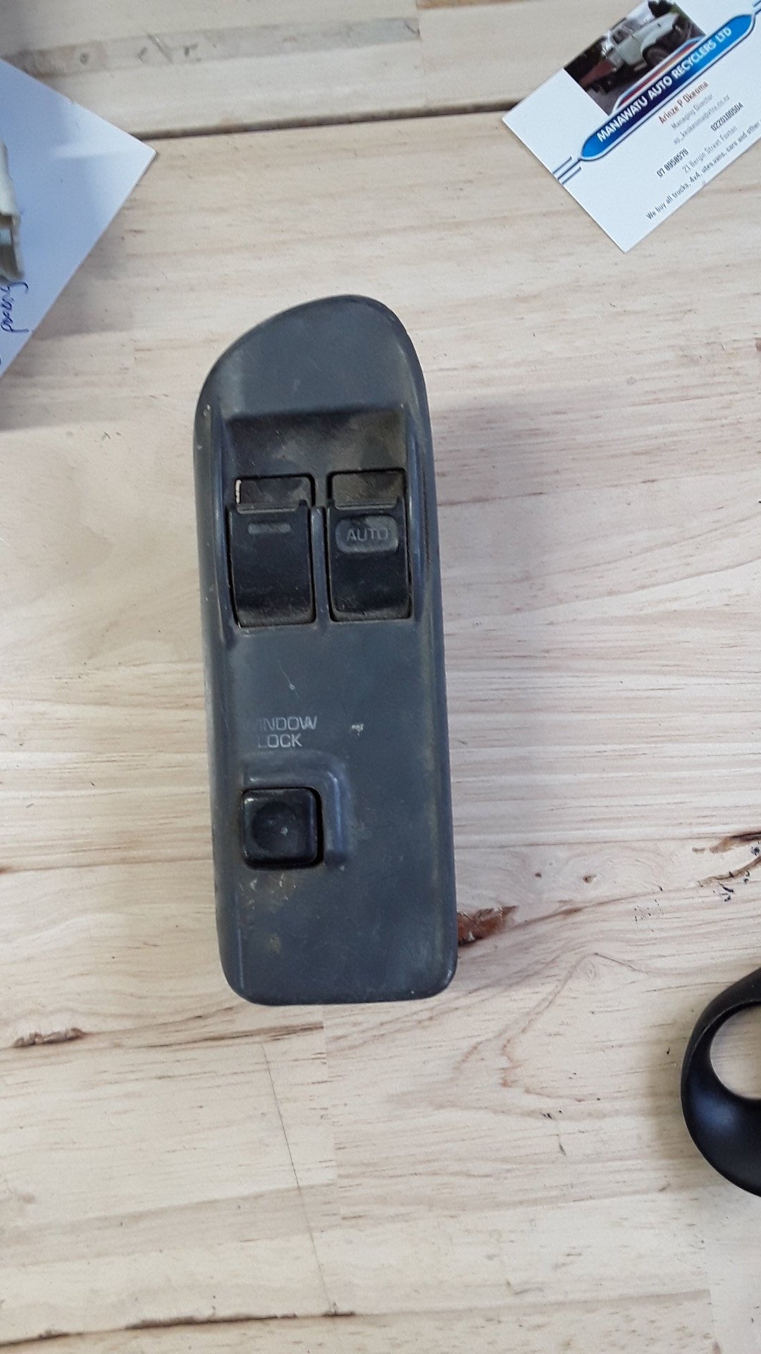 1993-2004 Toyota Hiace KZH100- Master Power Window Switch- (TAG1486)