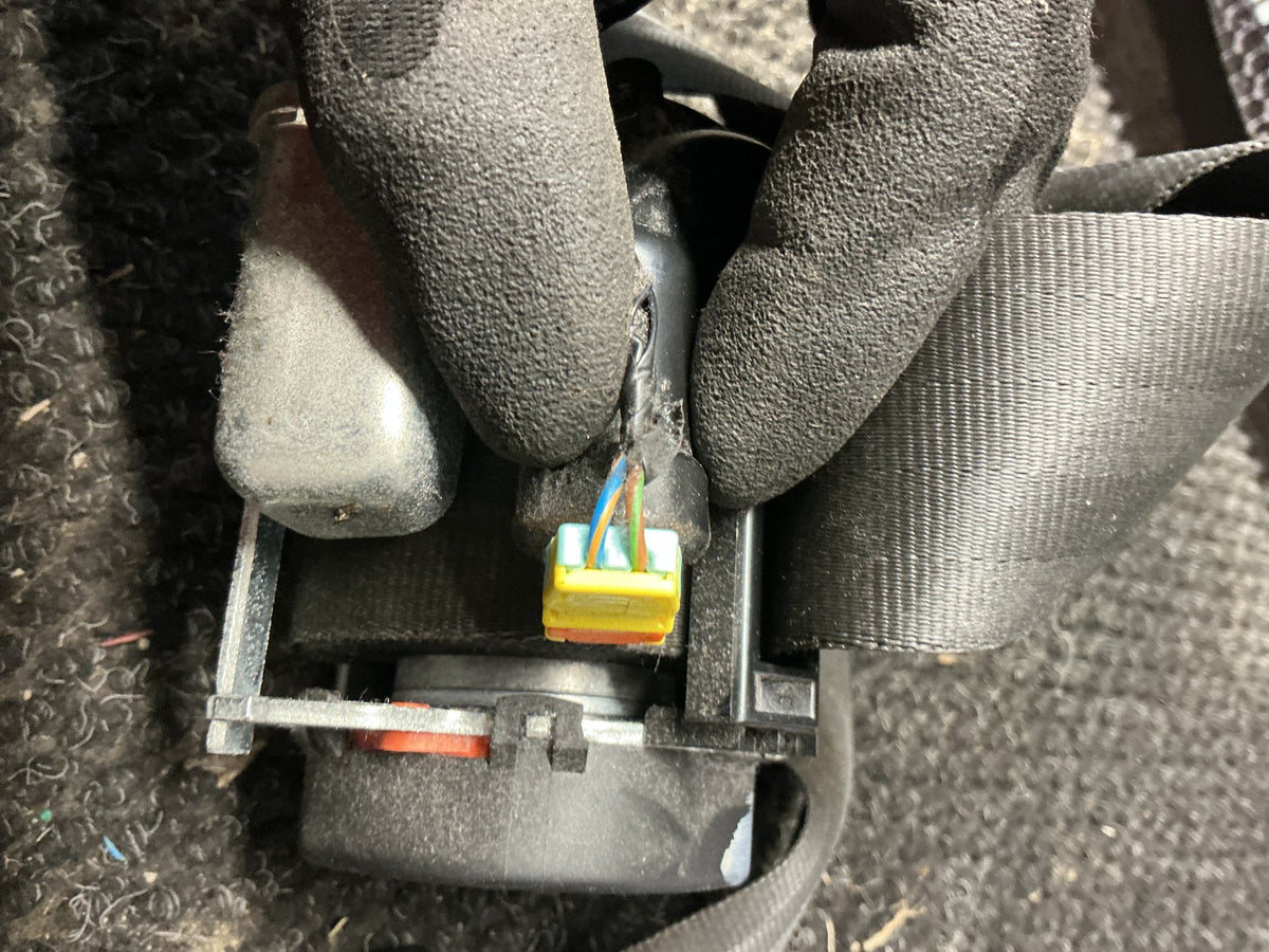 2013-2014 Ford Kuga II TF- Right Front Seat Belt- (TAG11152)