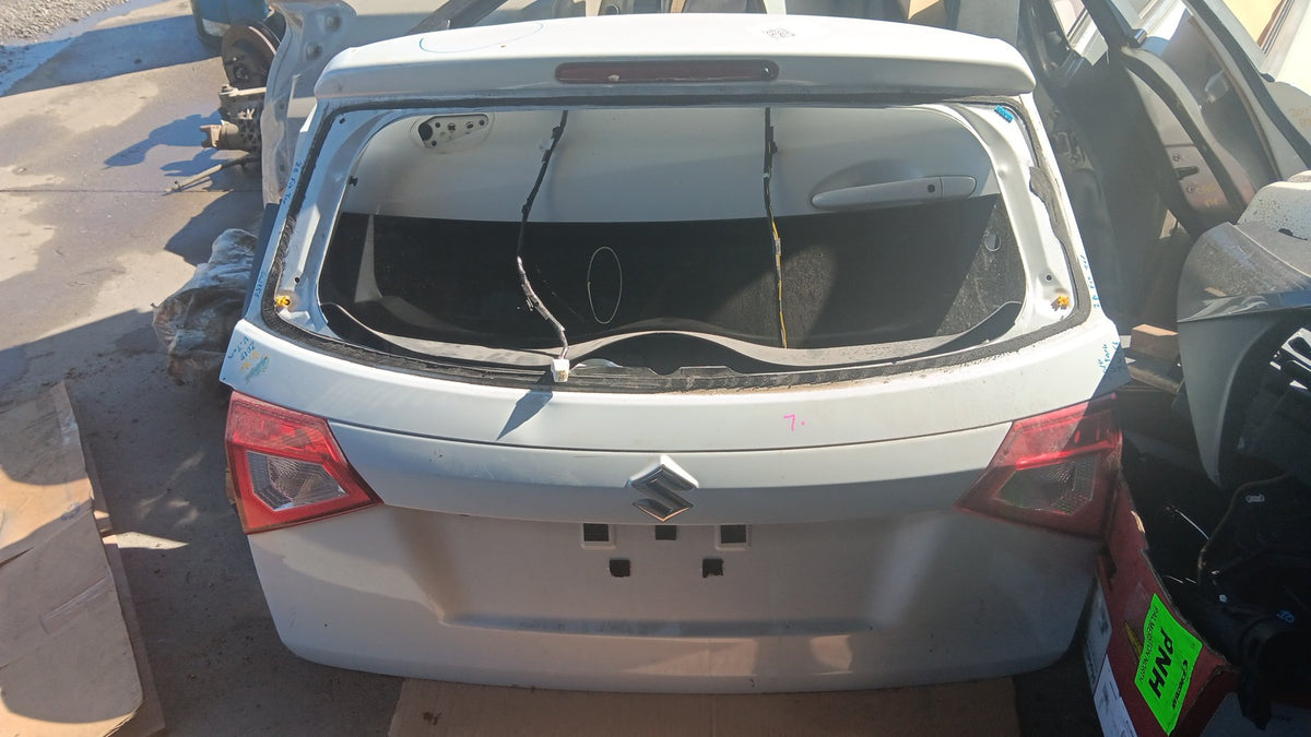 2019 Suzuki Vitara JLXHA 1.6P/4WD/6AT/S- Tailgate Shell- (TAG5560)
