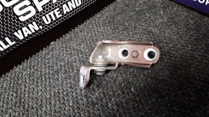 2015 Ford EcoSport TITANIUM 1.5- Left Front Door Top Hinge- (TAG6650)