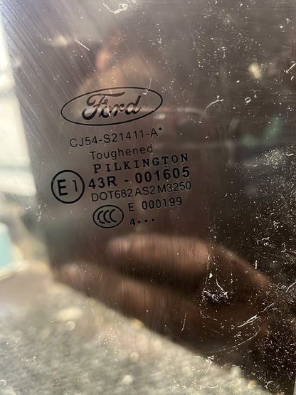 2015 Ford Kuga- Left Front Door Window- (TAG8911)
