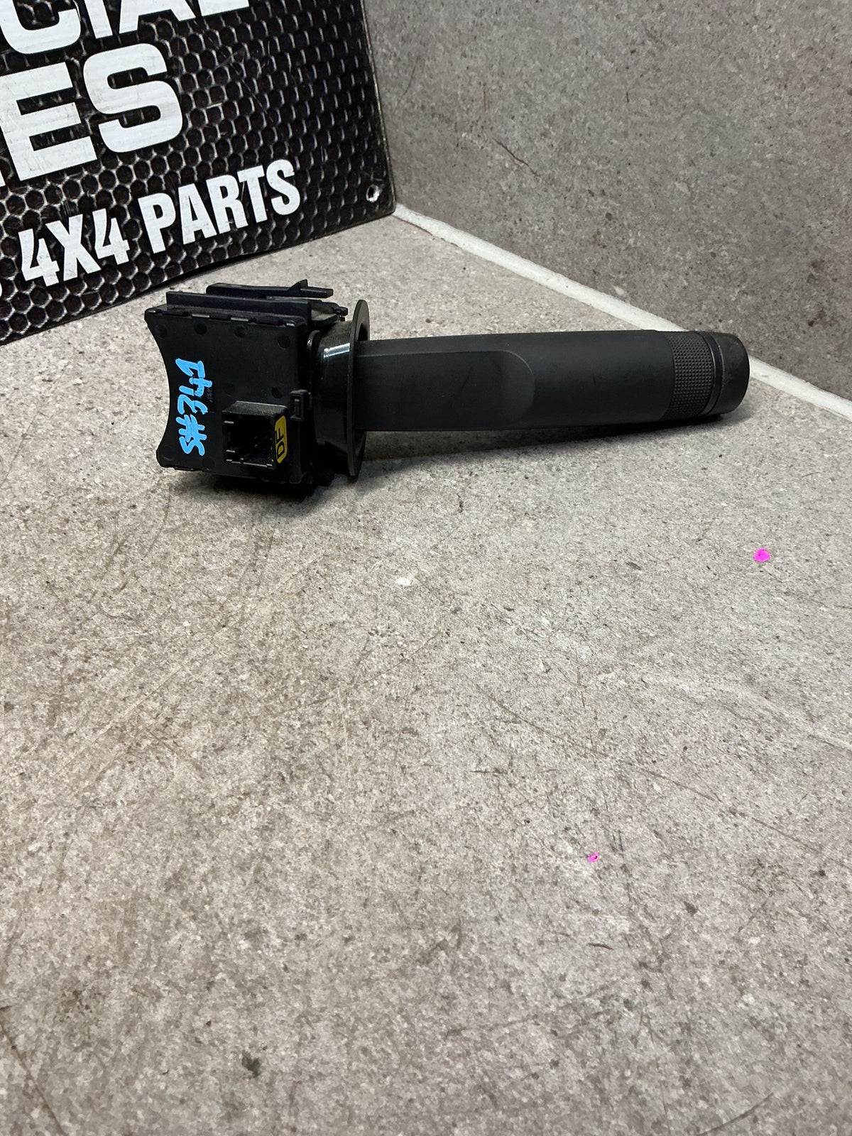 2014 Holden Colorado- Wiper Switch- (TAG14041)