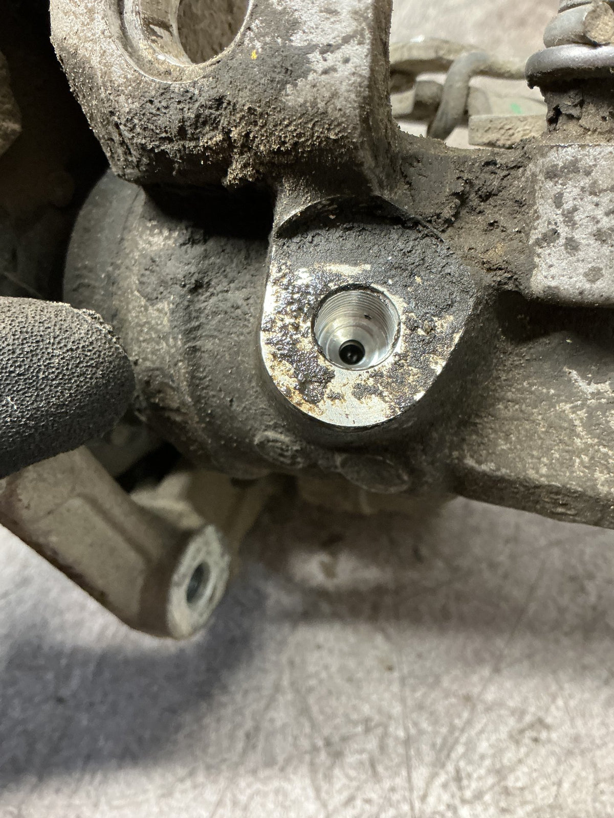 2014 Ford Kuga- Right Rear Caliper- (TAG15617)
