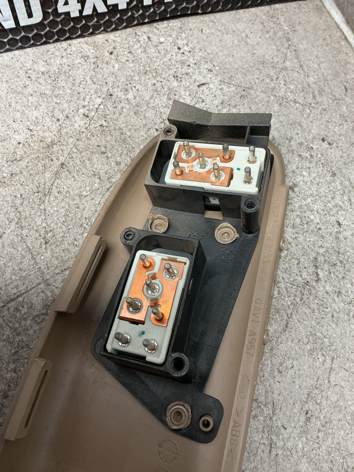 1997 Ford Explorer- Left Front Window Switch- (TAG16328)