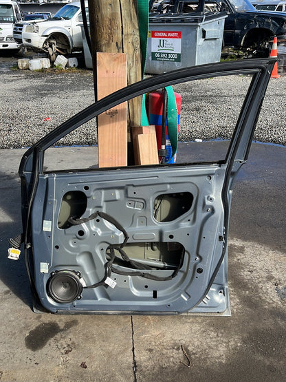 2012 Holden Captiva 7- Right Front Door Shell- (TAG8941)