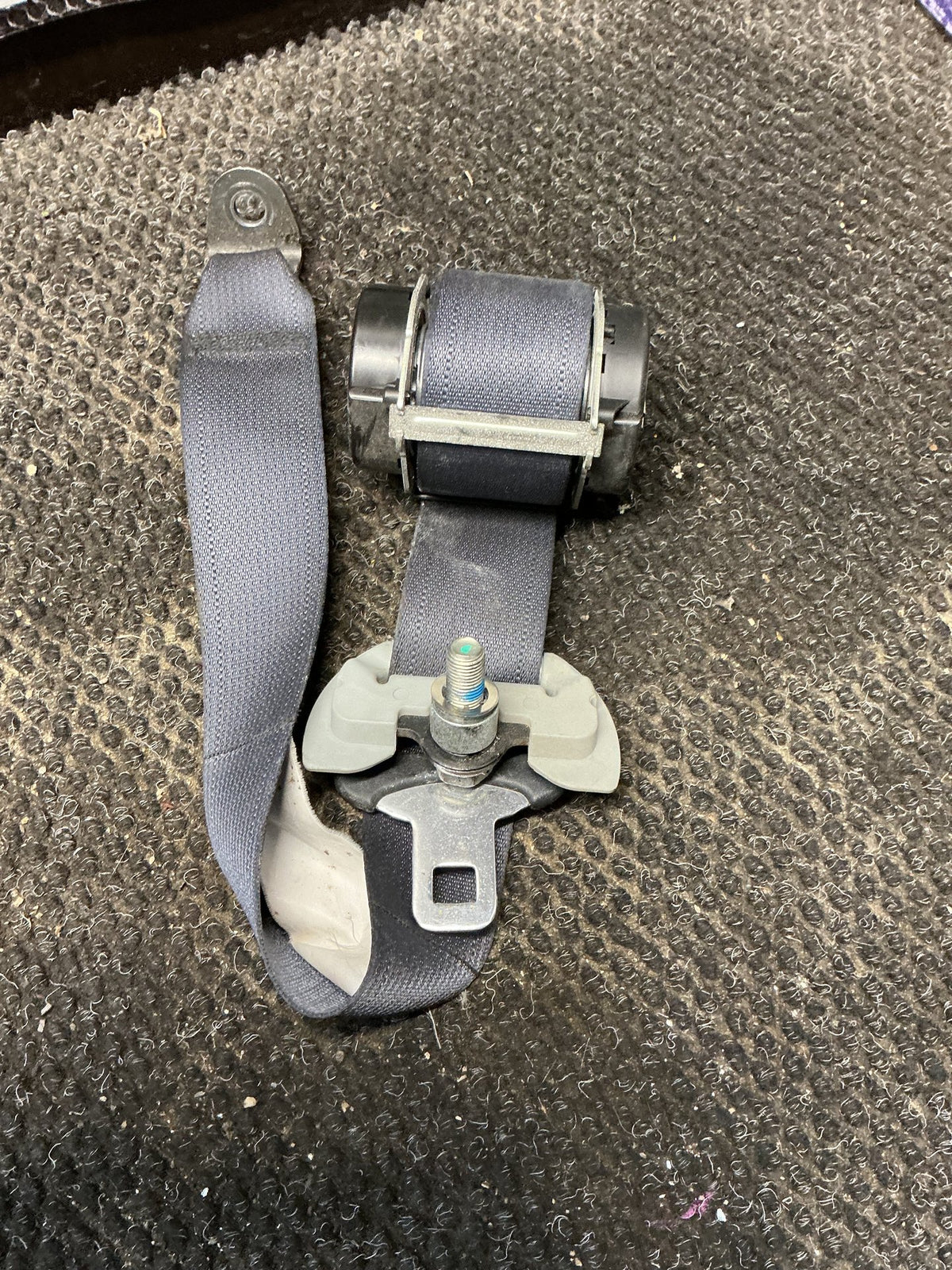 Left Rear Seat Belt- (TAG11612), 6066749, 2008, Mitsubishi, Outlander, II CW*W