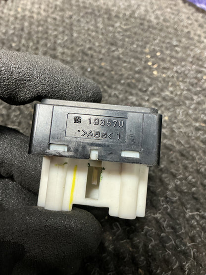 2005-2012 Mitsubishi Outlander II CW*W- Mirror Adjuster Switch- (TAG11595)