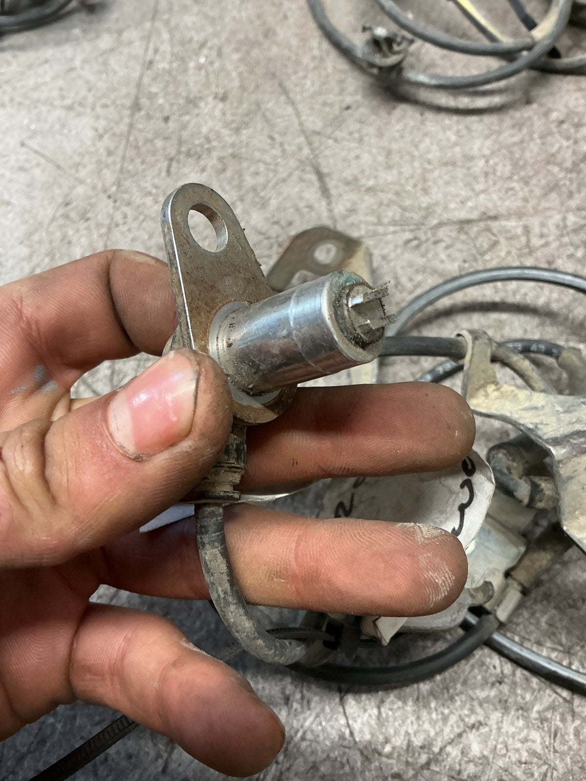 2008 Ford Ranger - Left Front ABS Sensor - (TAG18315)