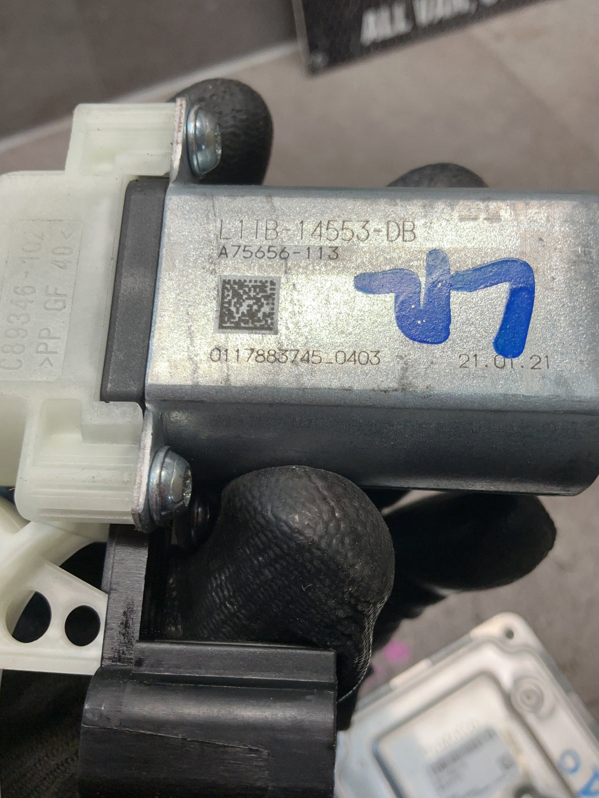 2021 Ford Puma- Left Rear Window Reg Motor- (TAG14447)
