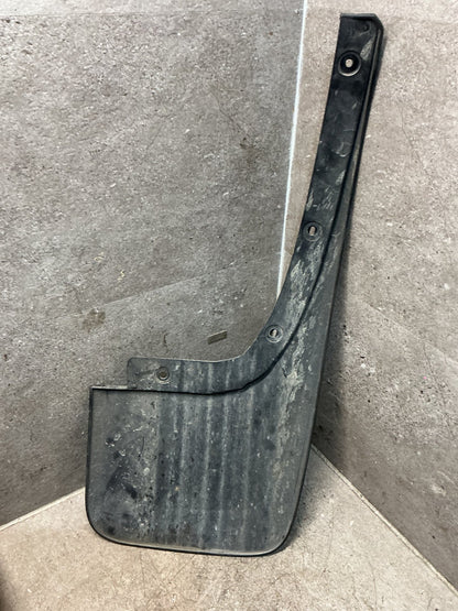 2016 Ford Ranger - Left Rear Mudflap - (TAG18404)