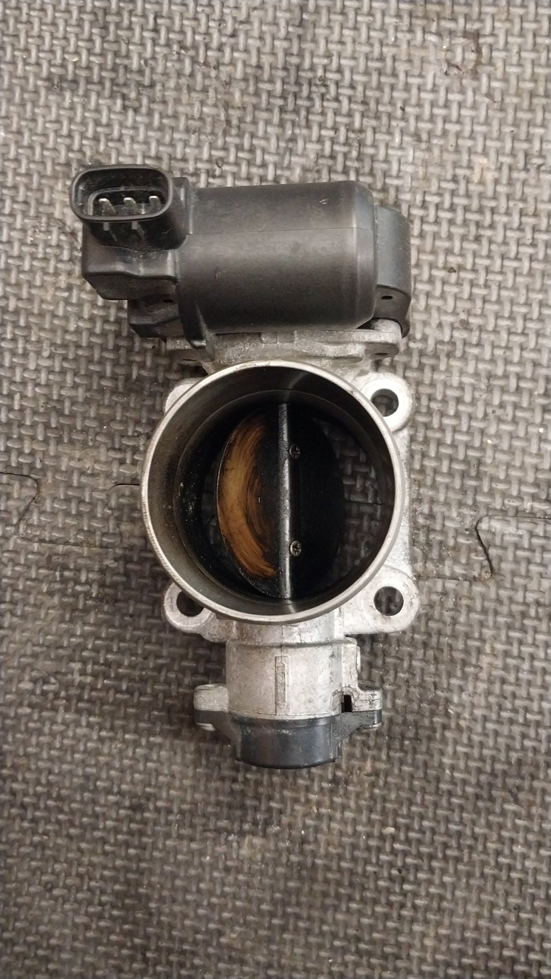Toyota Hilux SR KUN26- Throttle Body- (TAG999)
