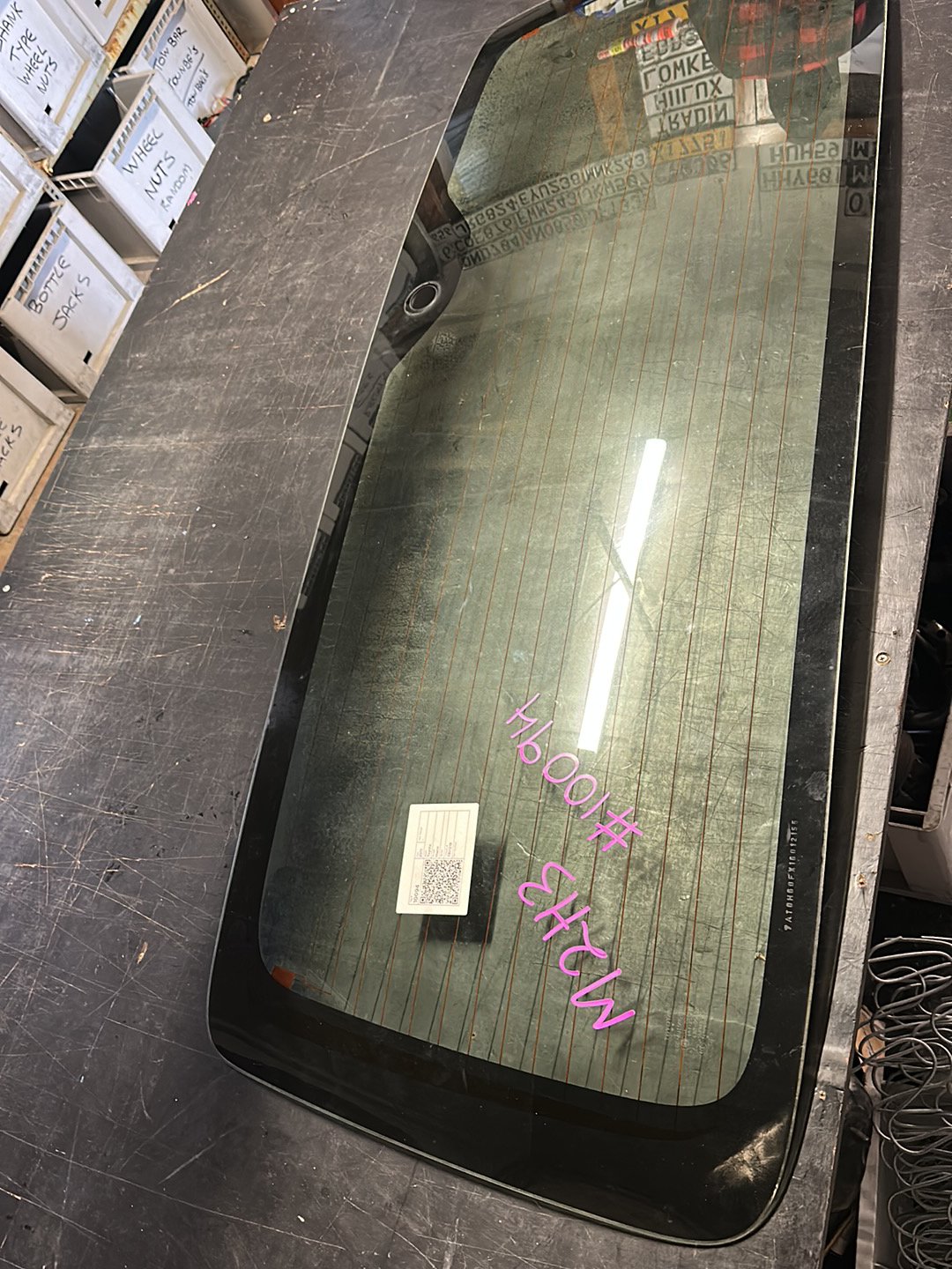 2011 Toyota Hiace TRH219- Rear Screen Window- (TAG10214)