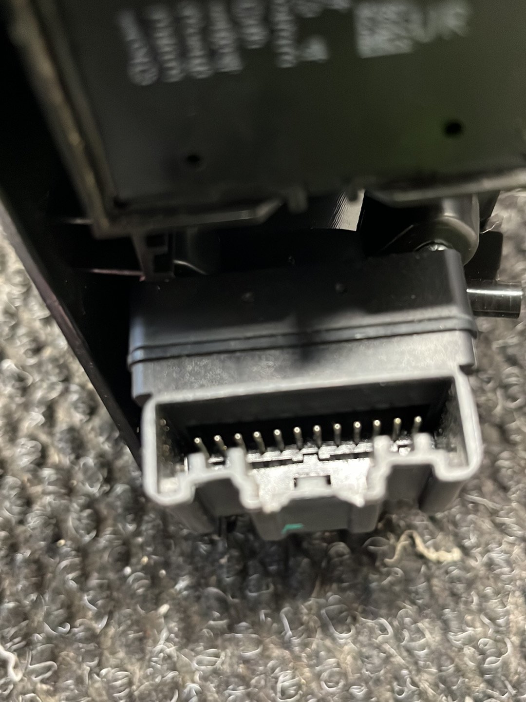 2008 Holden Captiva- Master Power Window Switch- (TAG8187)