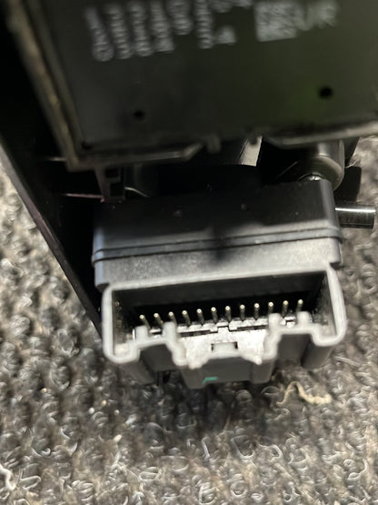 2008 Holden Captiva- Master Power Window Switch- (TAG8187)