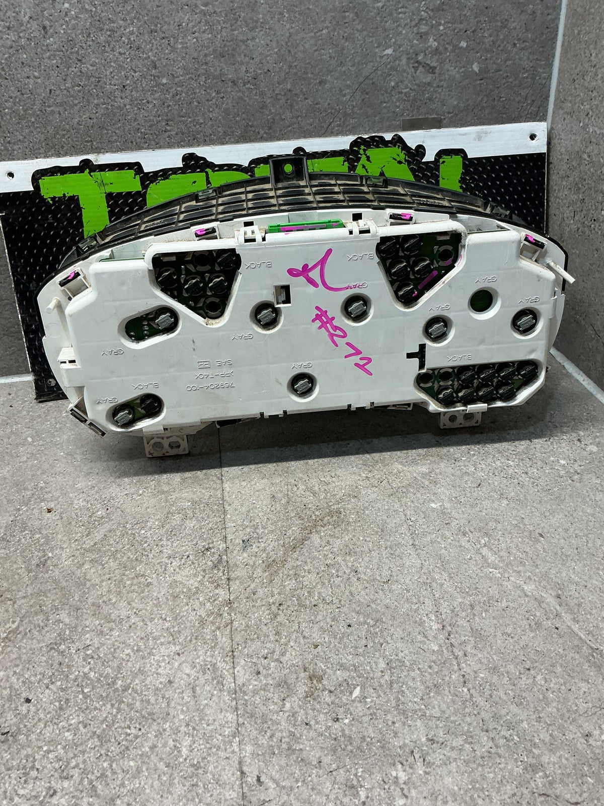 2007 Holden Rodeo- Instrument Cluster- (TAG14249)