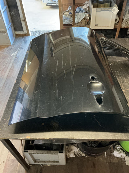 2011 Hyundai Santa Fe- Left Front Door Shell- (TAG14004)