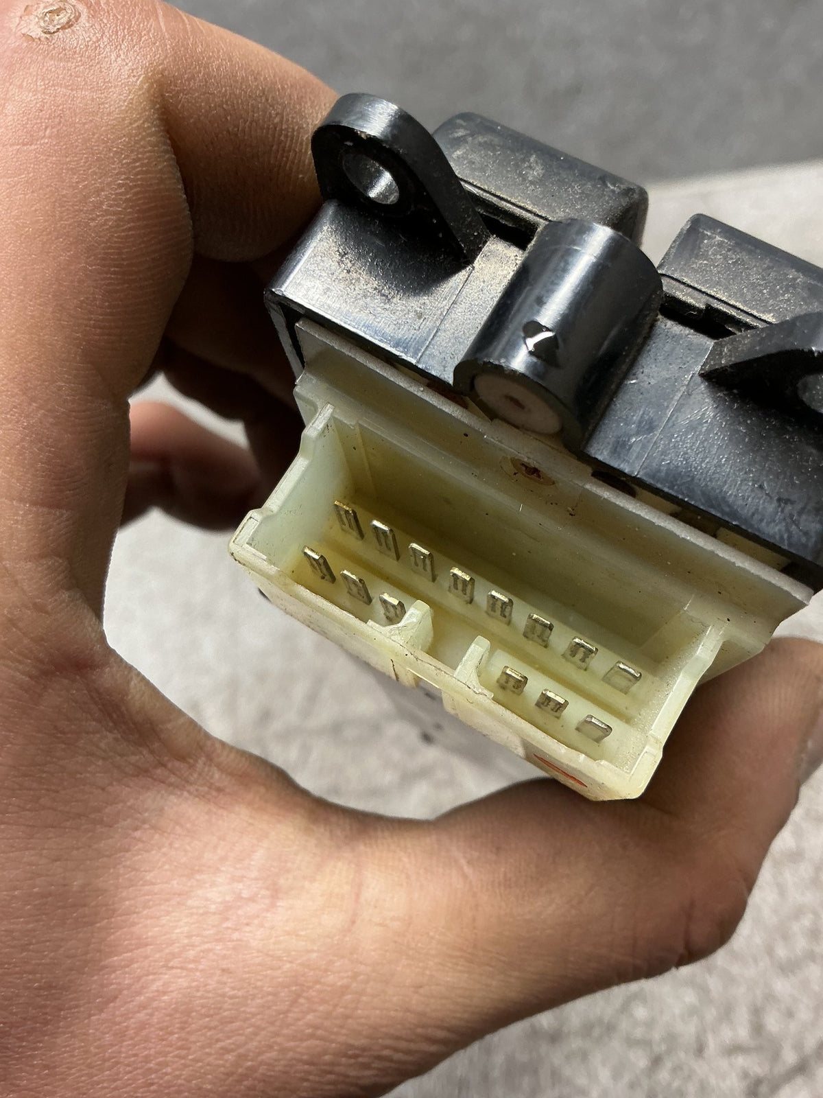 1994 Toyota Hilux KZN130 - Master Power Window Switch - (TAG18147)