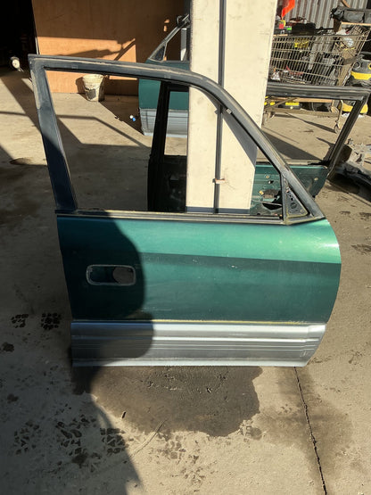 1996-2000 Toyota Land Cruiser J90 - Right Front Door Shell - (TAG18047)