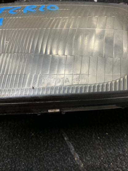 1996 Toyota Estima TCR10- Left Headlight- (TAG9639) PN: 28-101