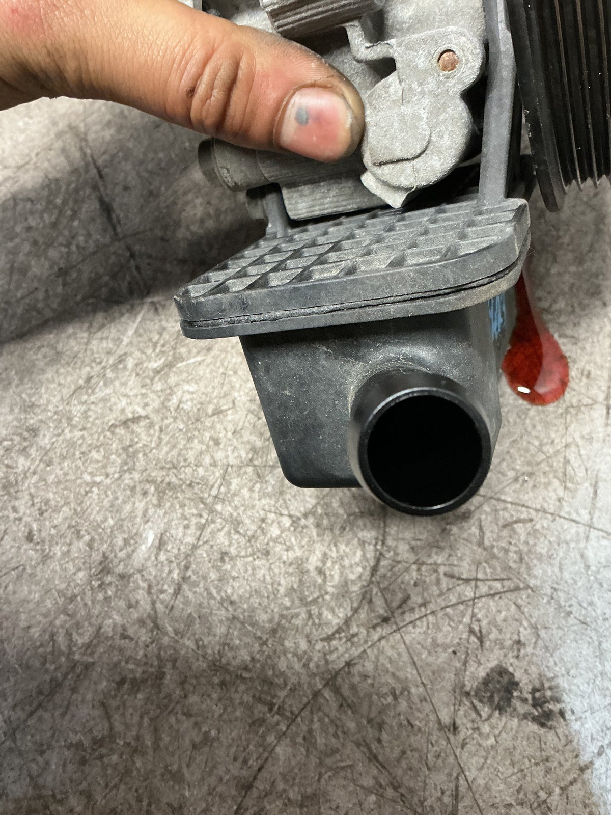 2012 Holden Captiva - Power Steering Pump - (TAG18496)