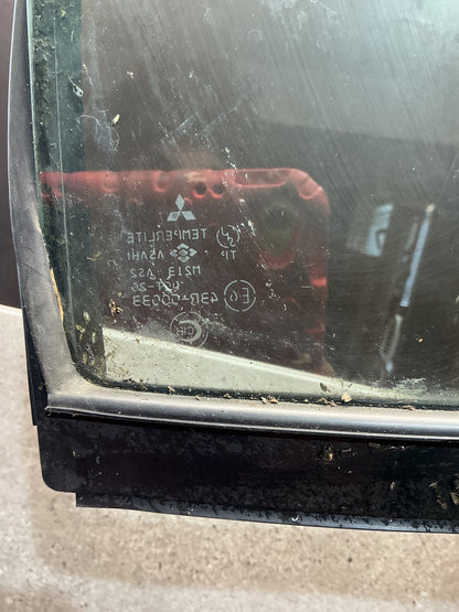 2000-2003 Mitsubishi Pajero V75 - Right Rear Quarter Door Glass - (TAG18675)