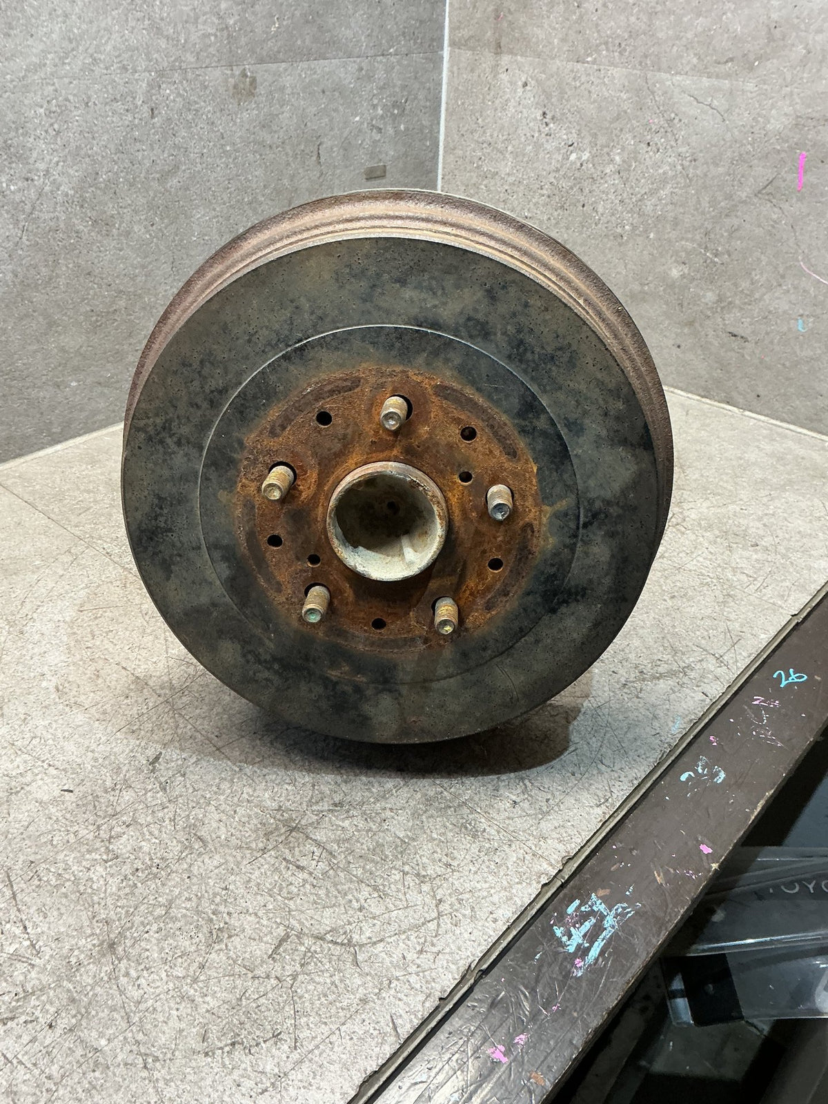 2017 Toyota Hilux - Left Rear ABS Axle - (TAG18219)
