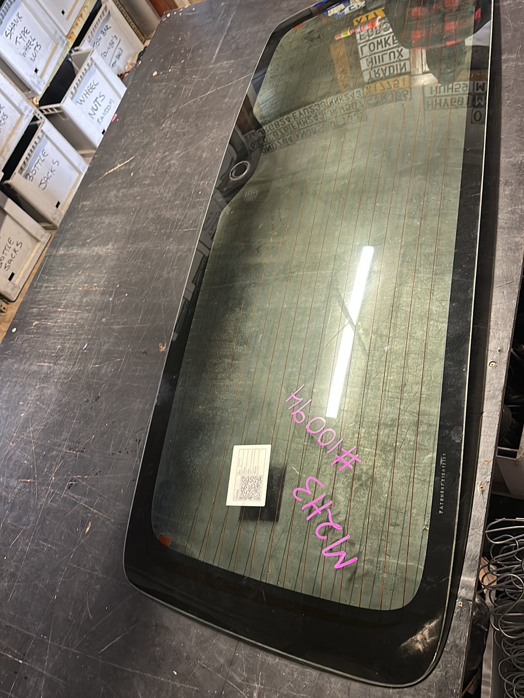 2011 Toyota Hiace TRH219- Rear Screen Window- (TAG10214)