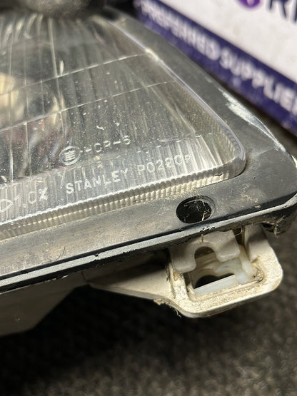 2000 Mazda Bongo Van SK- Right Headlight- (TAG9192)