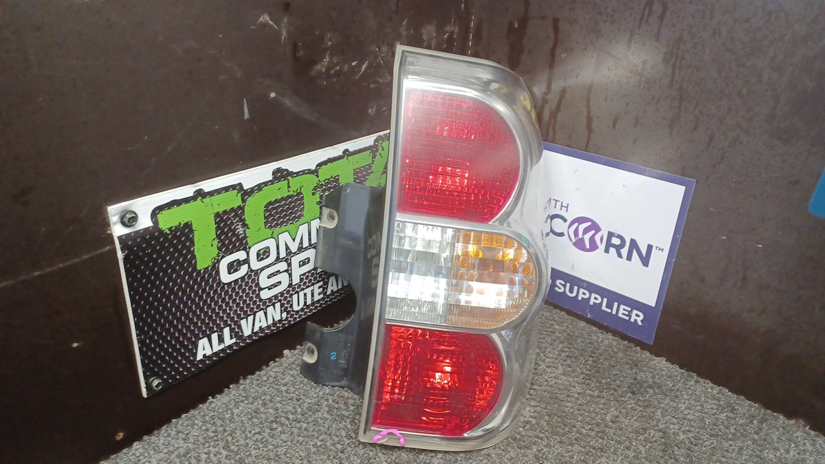 2006-2016 Suzuki Grand Vitara JLXWA 2.4 3DR JLX- Right Taillight- (TAG6741) PN: 35603-64J1