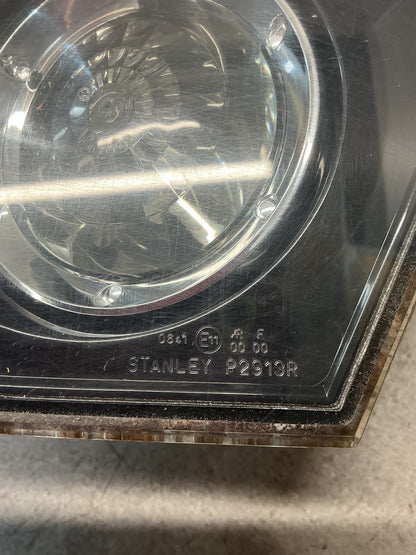 2006 Mazda Axela- Right Tailgate Light- (TAG14665)