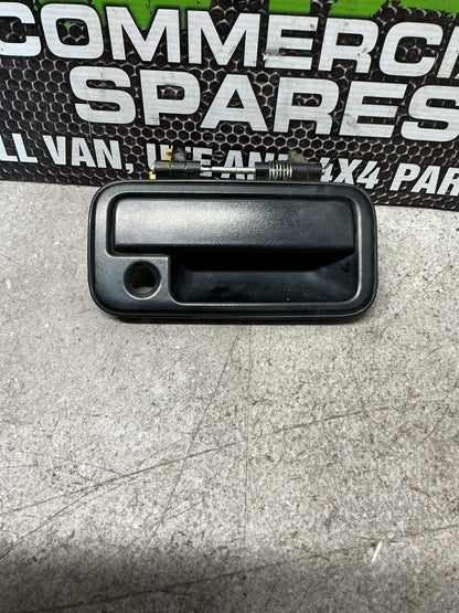 1995 Isuzu MU UCS69DW- Right Front Door Exterior Handle- (TAG15790)