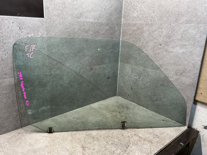1997 Toyota Hiace- Right Front Door Glass- (TAG17481)