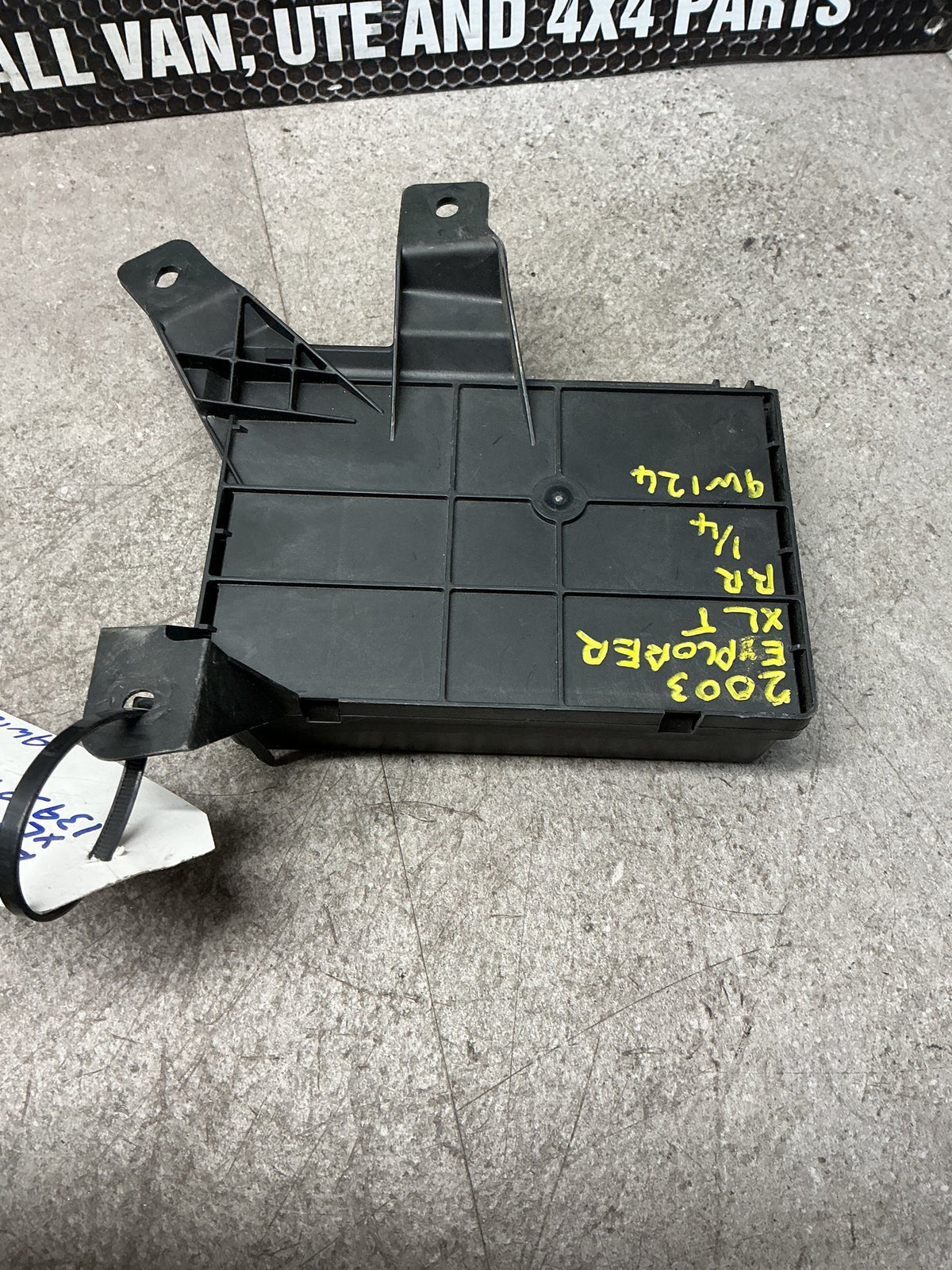 2003 Ford Explorer- Keyless Entry Module- (TAG14995)