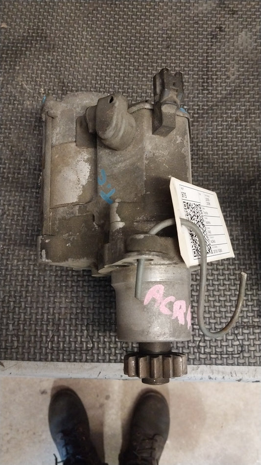 2000-2006 Toyota Estima ACR40- Starter Motor- (TAG975)