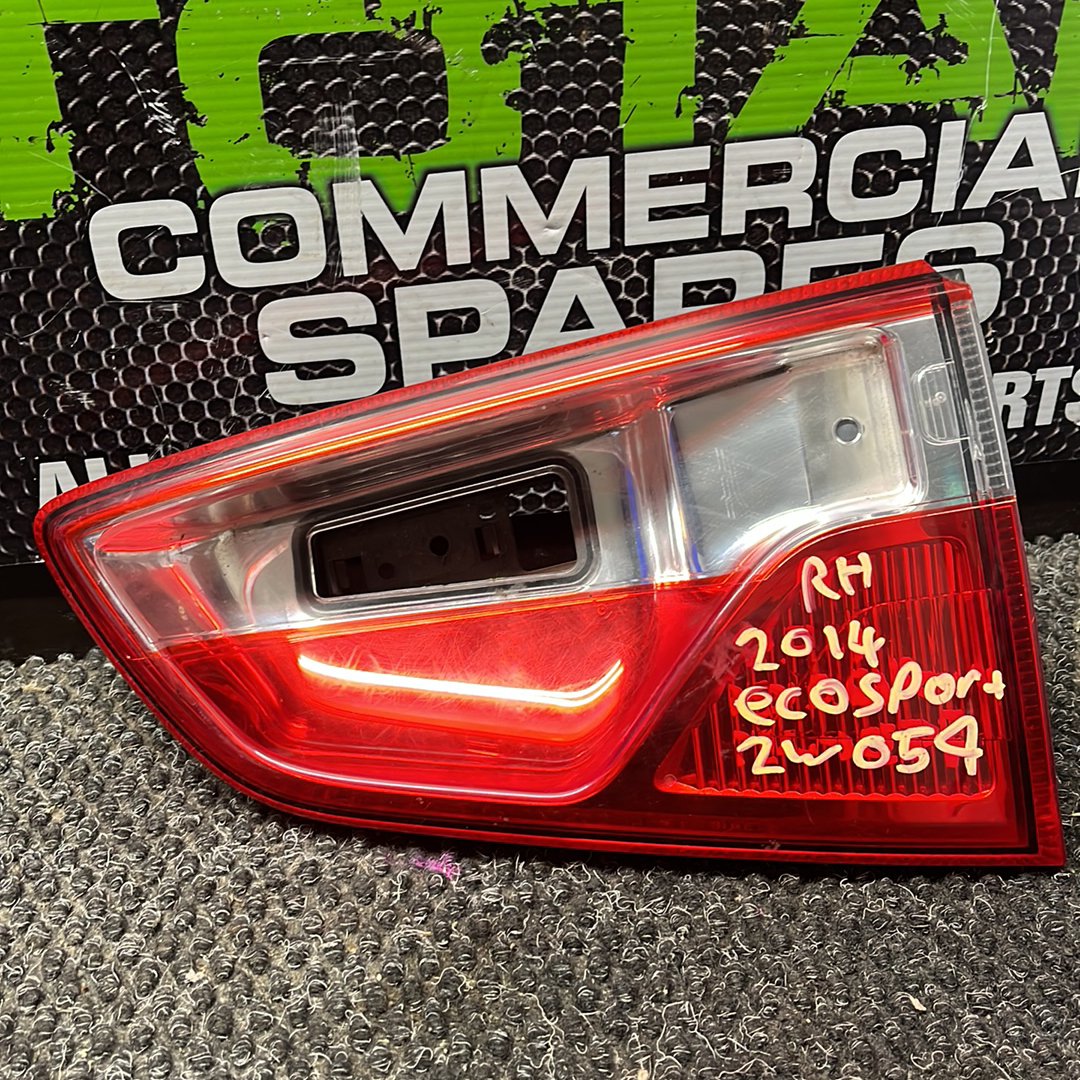 2015 Ford EcoSport TITANIUM 1.5P/6AT/SW- Right Tailgate Light- (TAG5533)