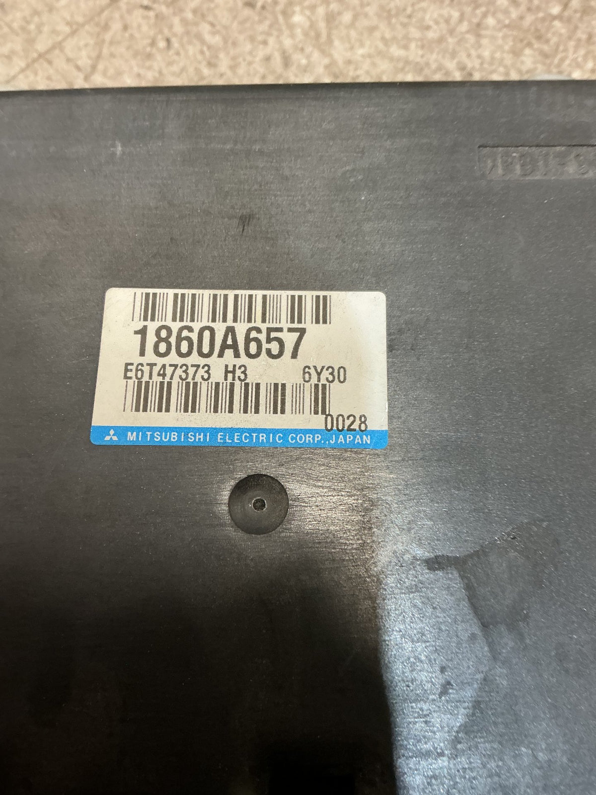 2007 Mitsubishi Outlander- ECU- (TAG15506)
