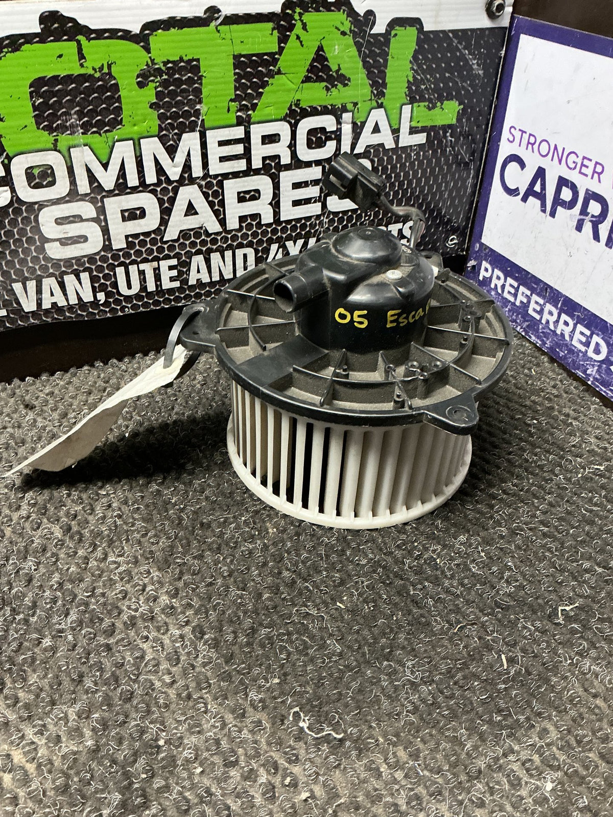 2005 Ford Escape 6W021- Heater Fan Motor- (TAG10660)