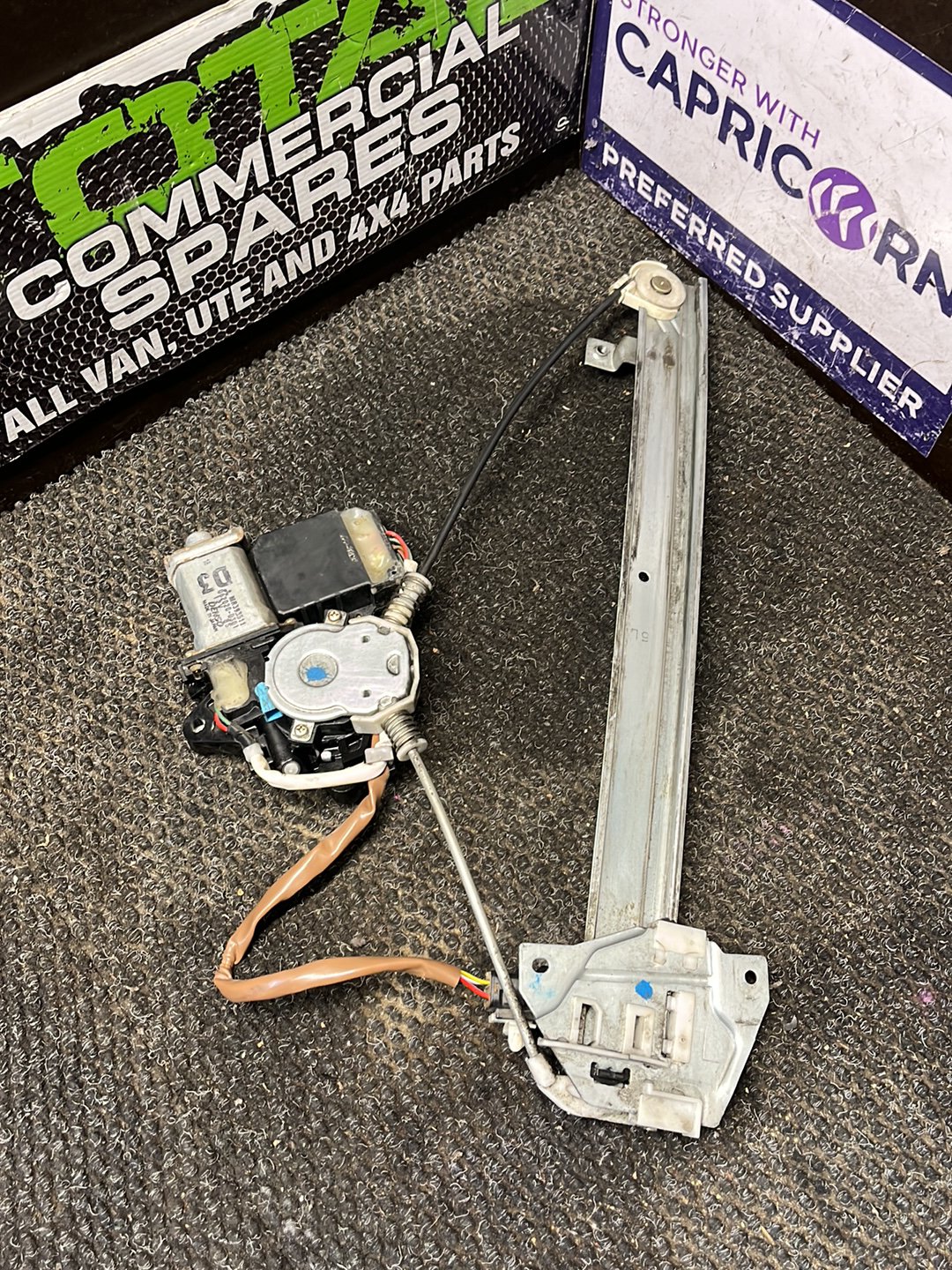 1994-1999 Mitsubishi Pajero II V2*C- Left Rear Window Regulator/Motor- (TAG9695)