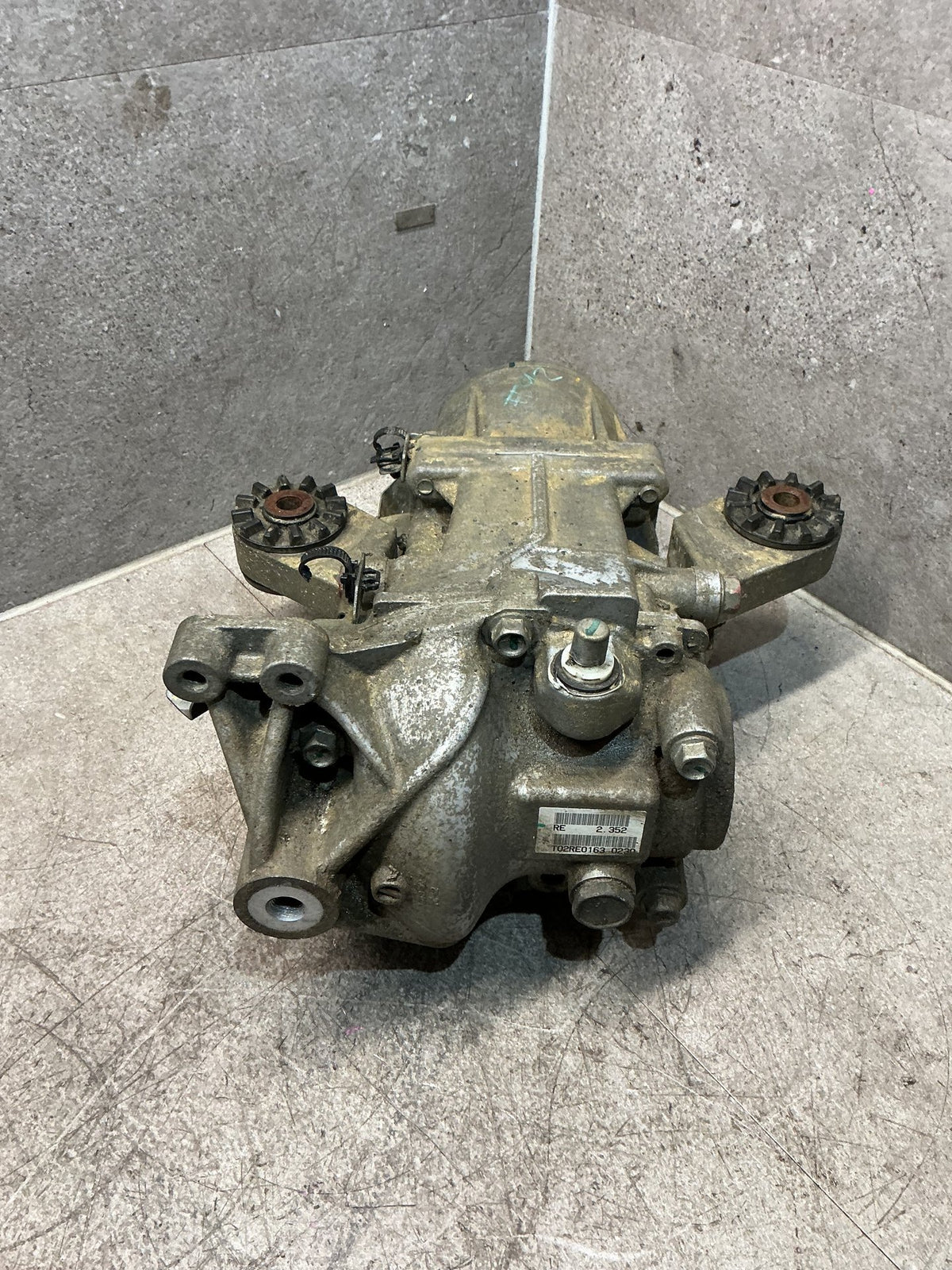 2012-2020 Mitsubishi Outlander III GF*W- Rear Differential Head- (TAG17521)