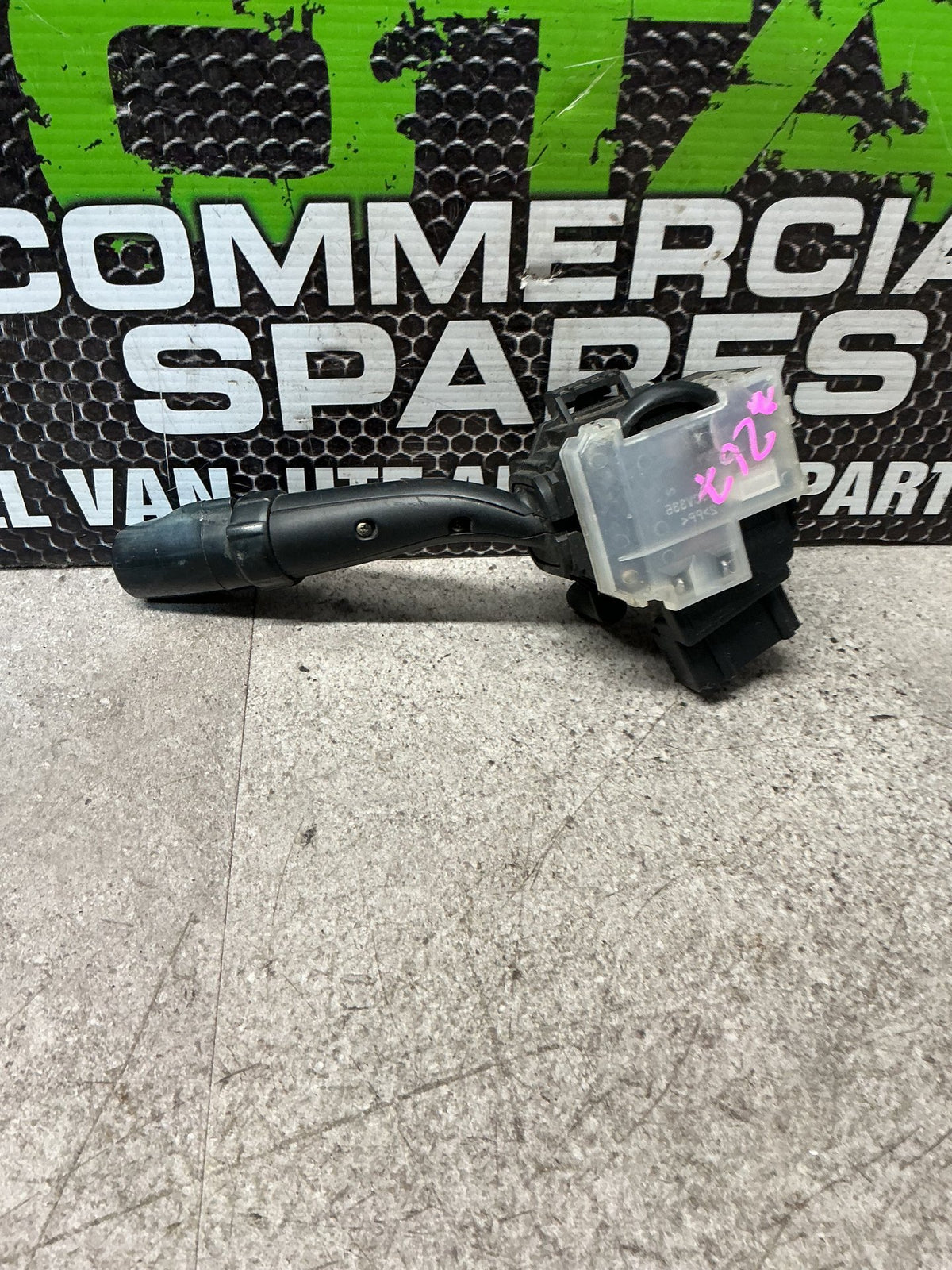 2004 Toyota Estima ACR30- Indicator Stalk- (TAG16125)