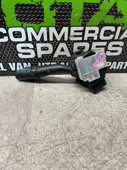 2004 Toyota Estima ACR30- Indicator Stalk- (TAG16125)
